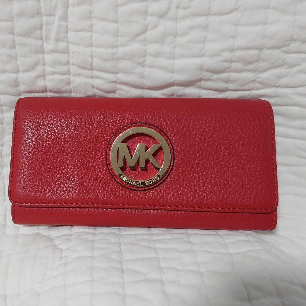 Michael Kors Fulton Flap Continental  Chili Red Leather Wallet